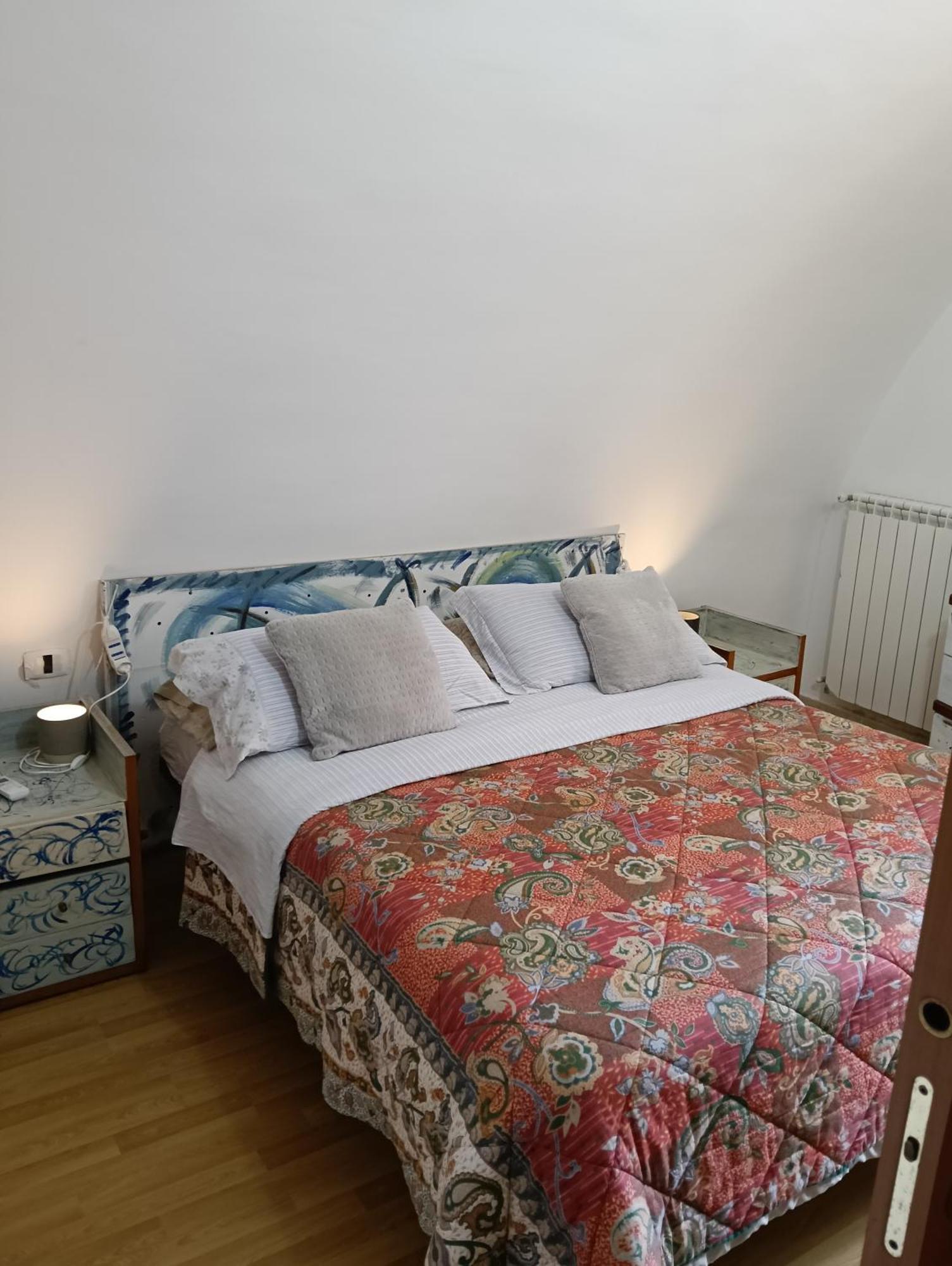 Little Art House Apartment Gaeta Bagian luar foto